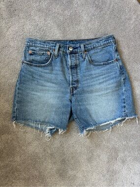 Levi’s 501 Women’s Shorts size 30